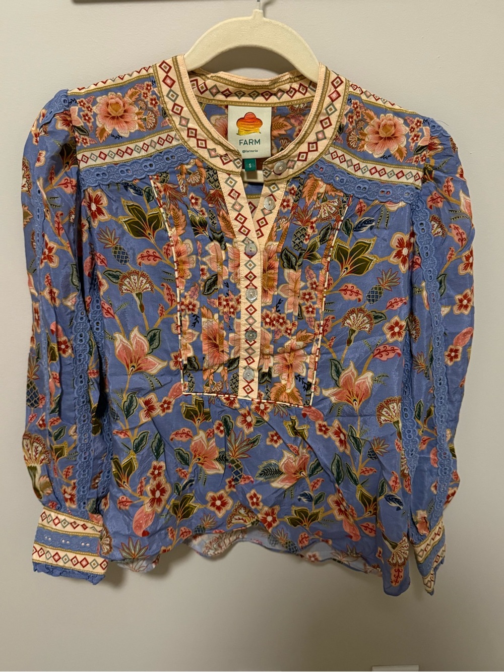 FARM Rio Lavender Floral Pintuck Peasant Blouse